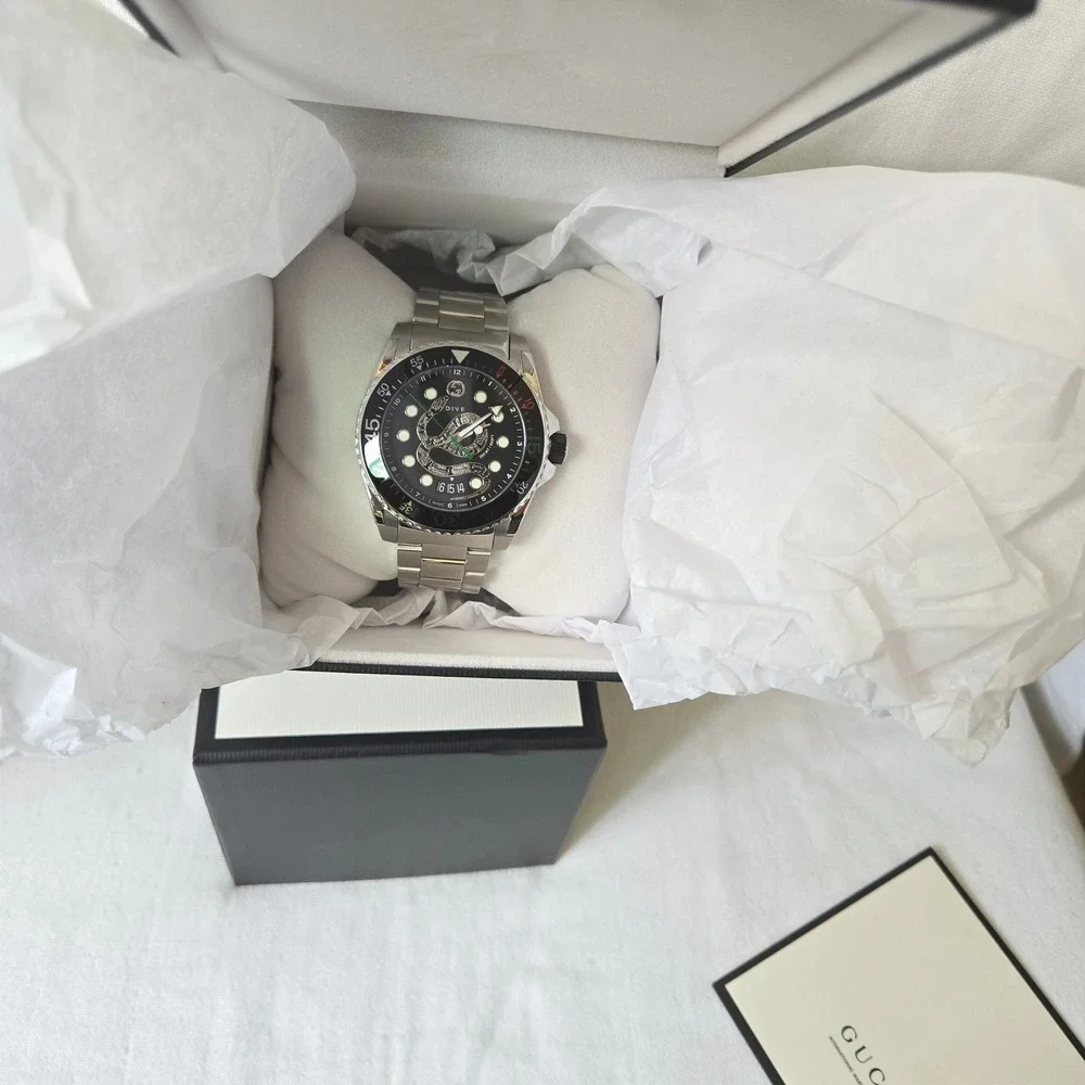 Gucci Dive 45mm Black Snake Dial Stainless Steel Watch YA136218 Retail $1800 NIB